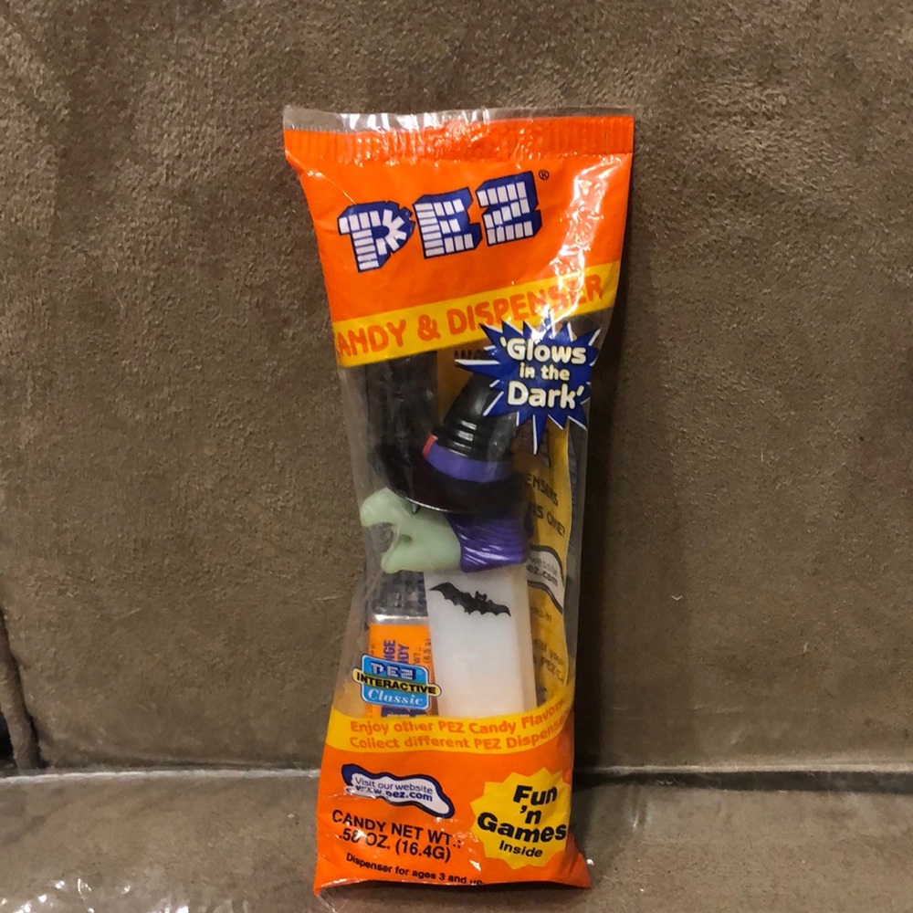 PEZ 🥳HP🥳 Vintage Halloween Witch Candy & Dispenser 🧙‍♀️ - Picture 2 of 7